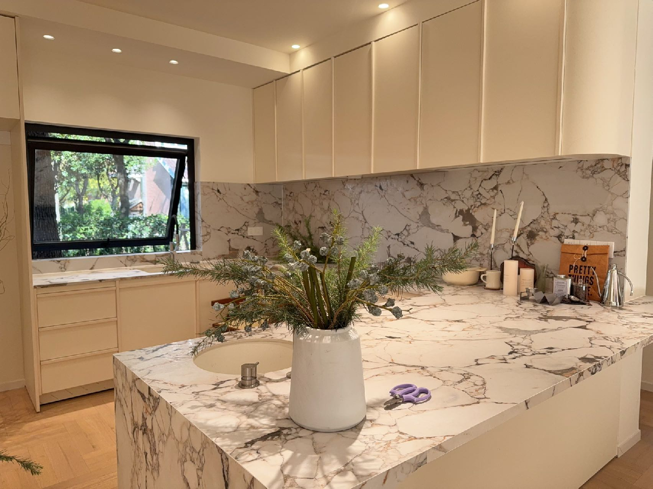 China Garden - Image 12