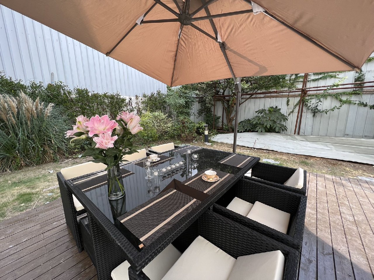 Elegant Garden - Image 12