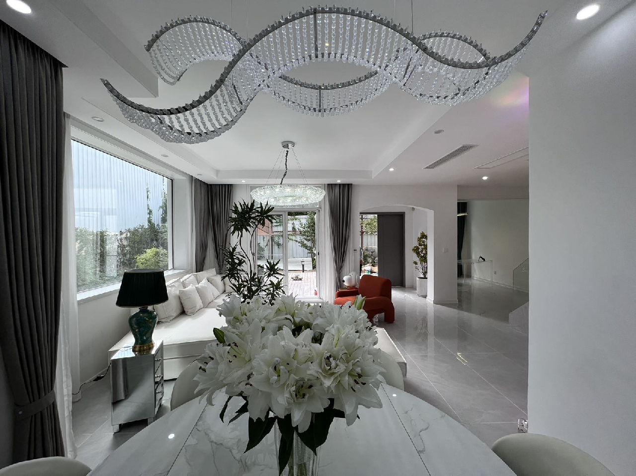 Elegant Garden - Image 2