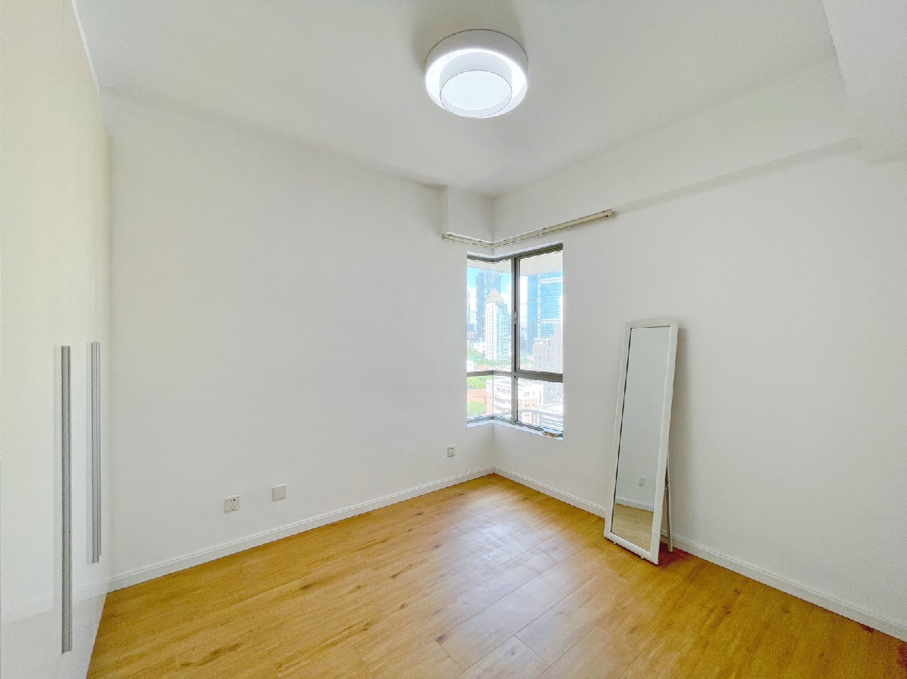 One Park Avenue - Image 5