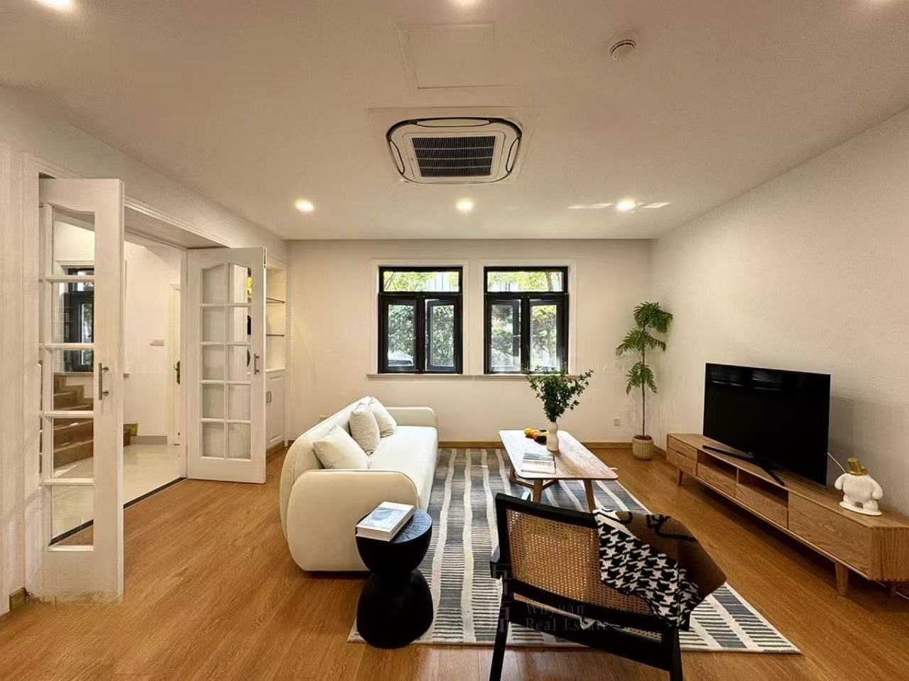 Green Valley Villas - Image 2