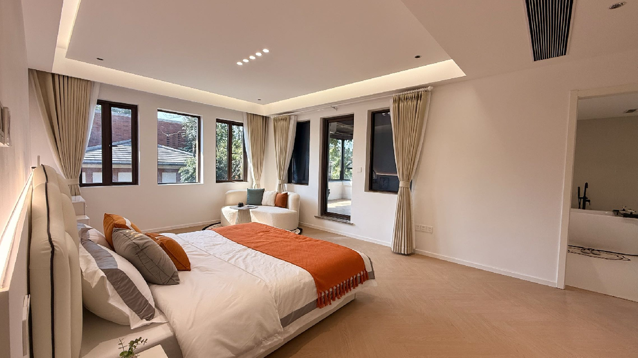 Dream House - Image 10