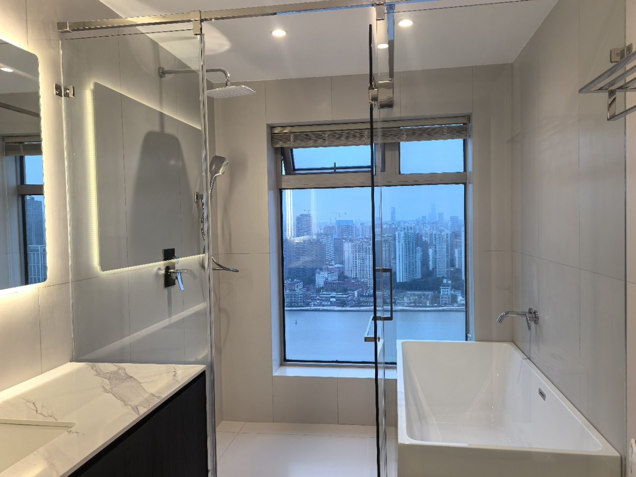 Shimao Riviera Garden - Image 6