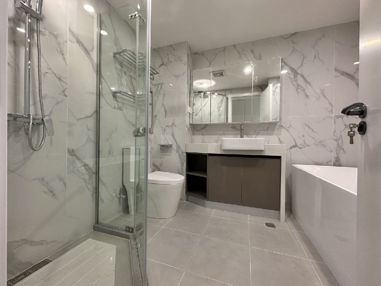 Yanlord Garden - Image 9