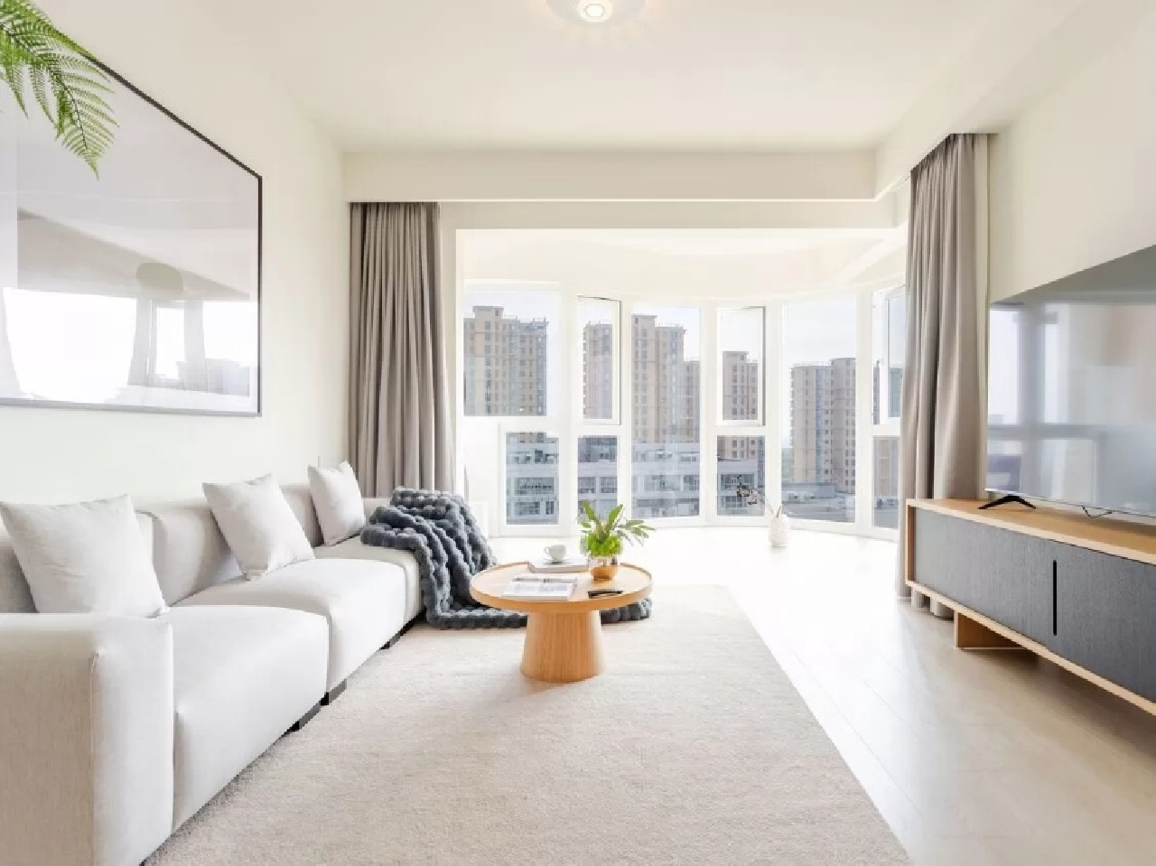 Oasis Riviera - Image 3