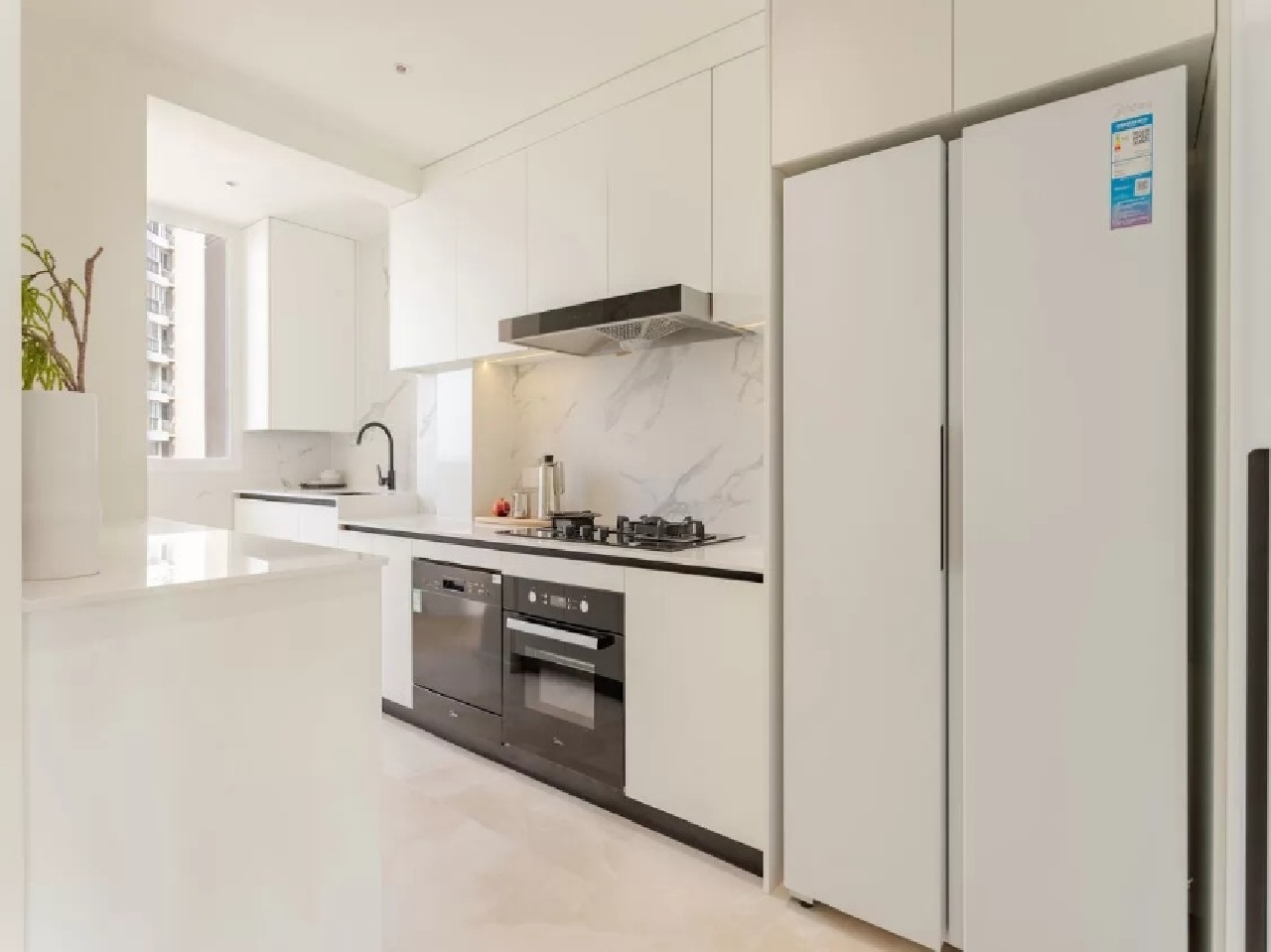 Oasis Riviera - Image 4