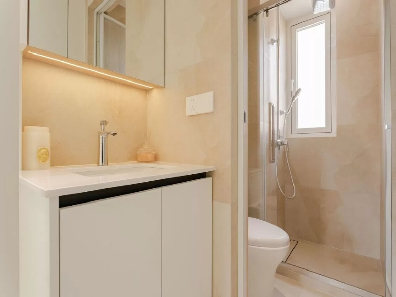 Oasis Riviera - Image 7