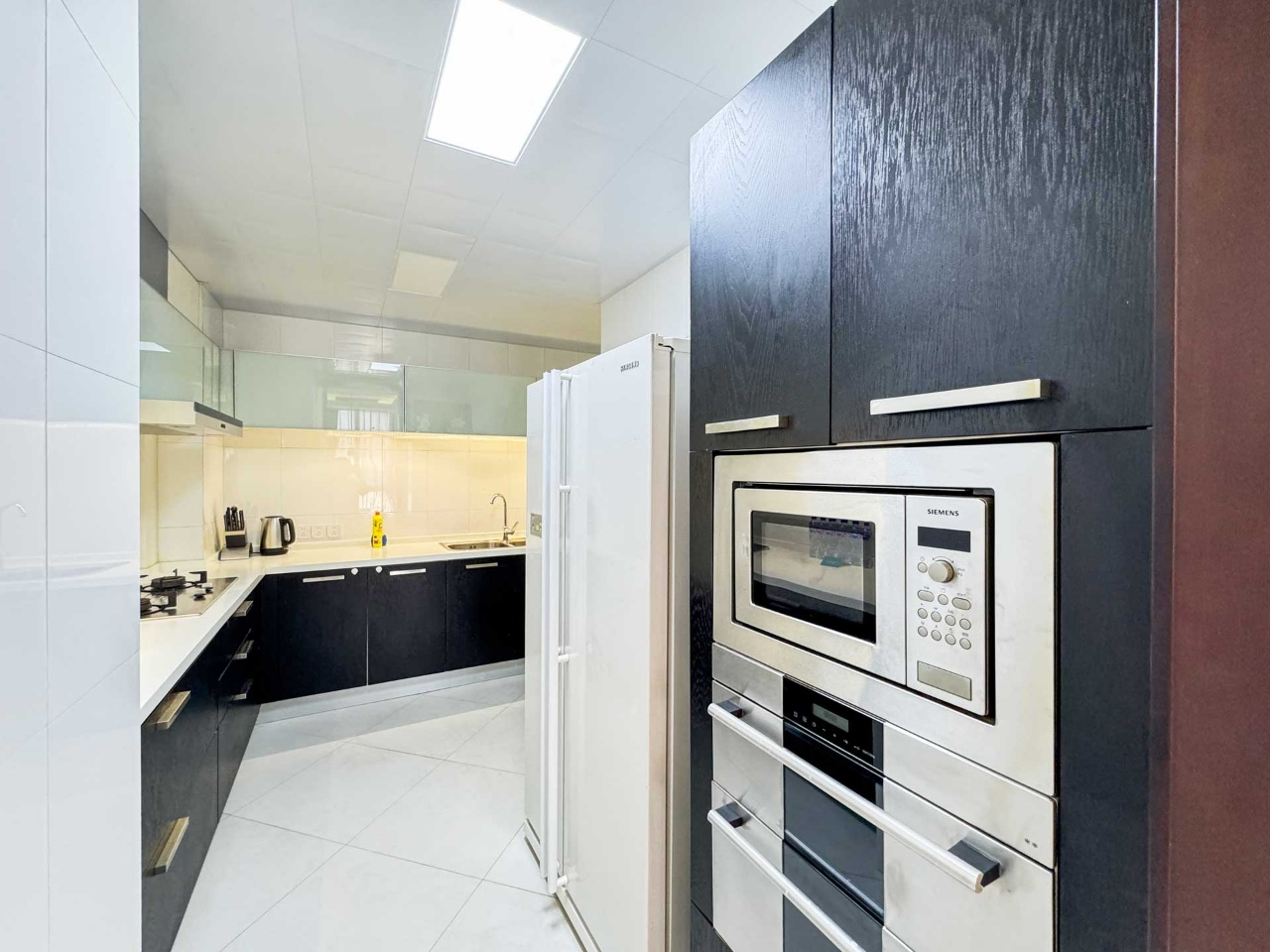 Royal Garden - Image 3