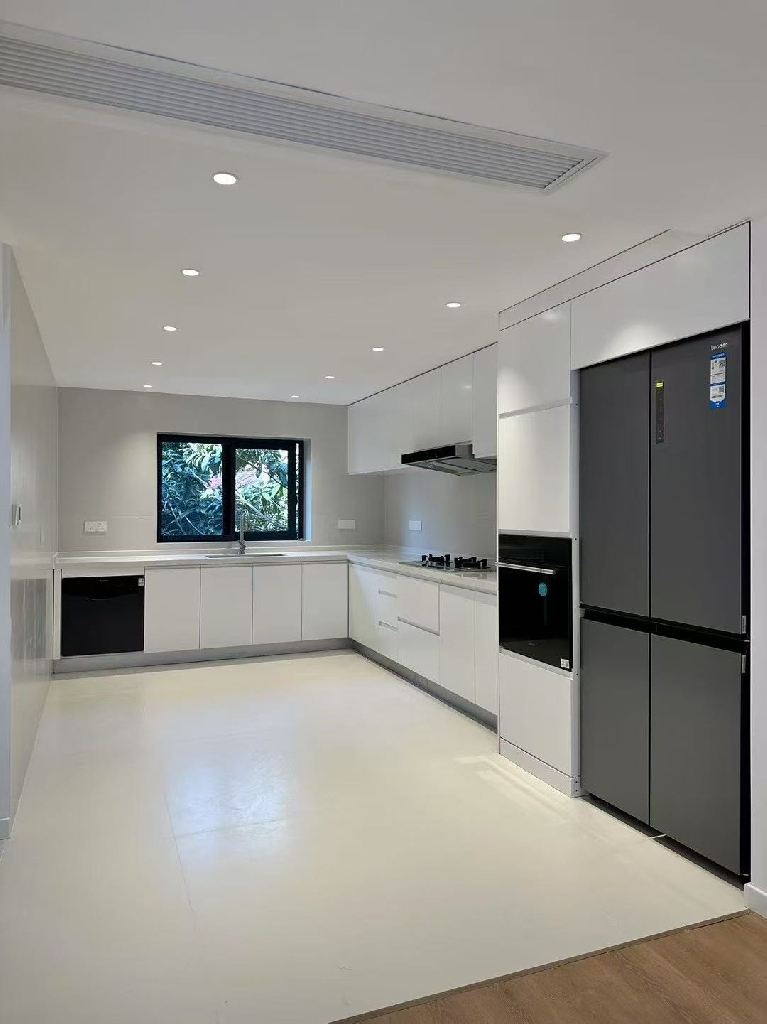 China Garden - Image 8