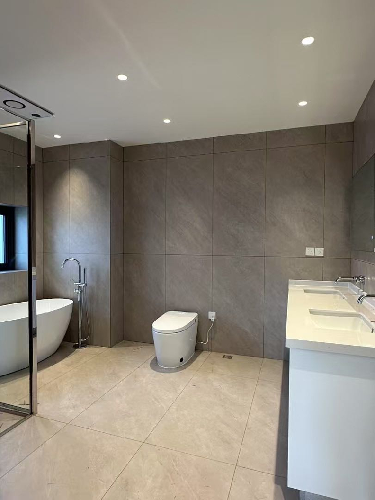 China Garden - Image 5