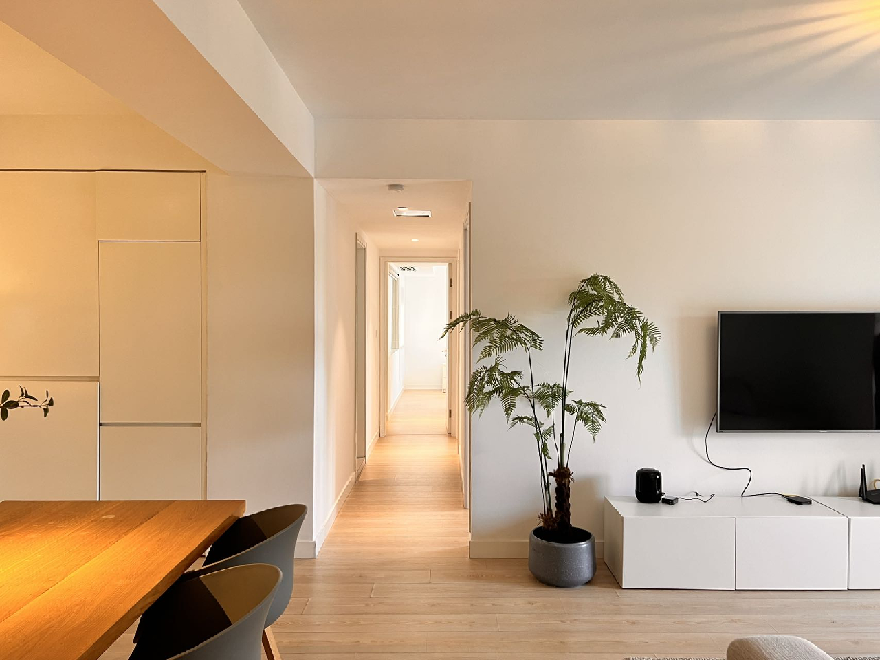 Ambassy Court - Image 3