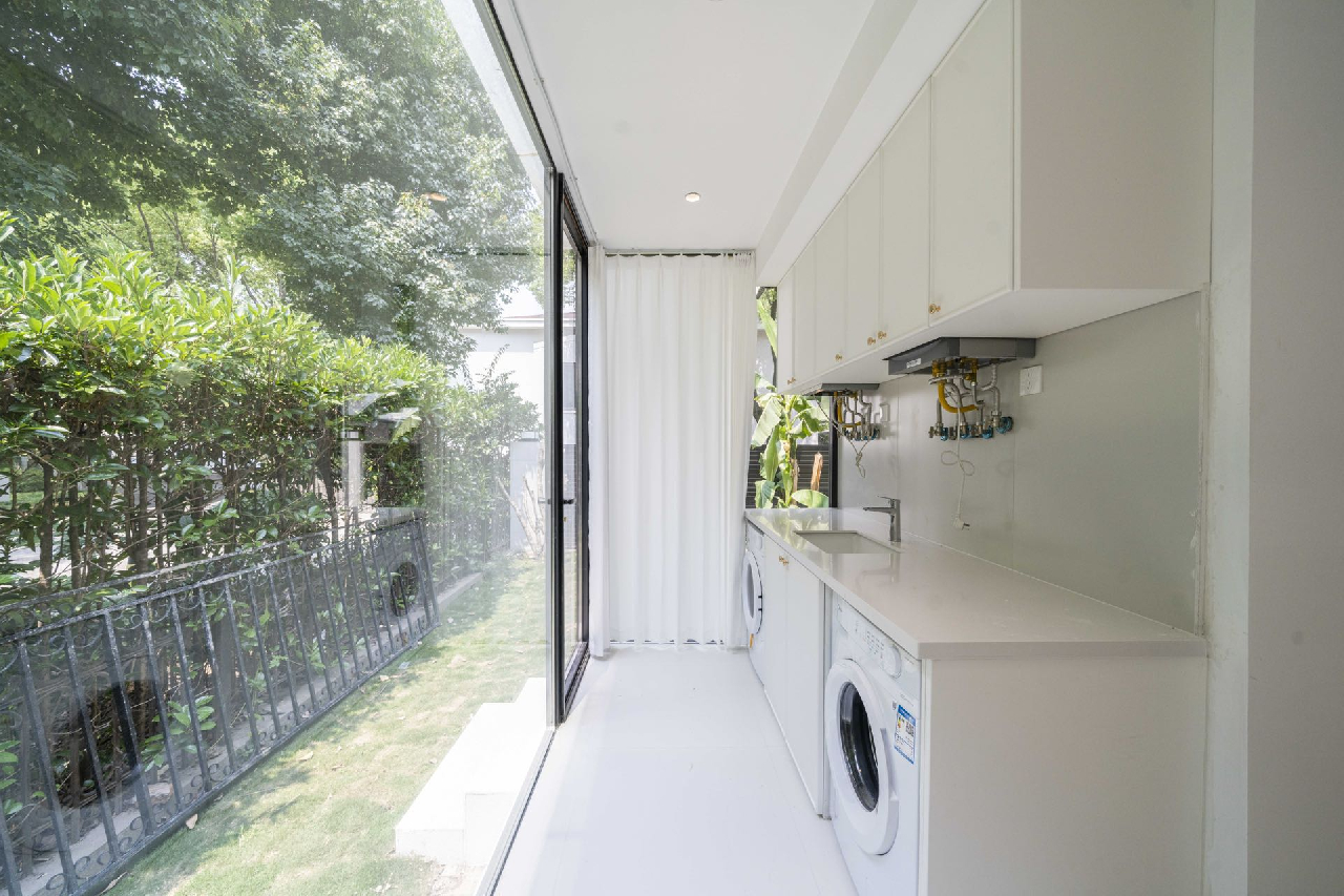 Jiu Shi West Suburb Villa - Image 3