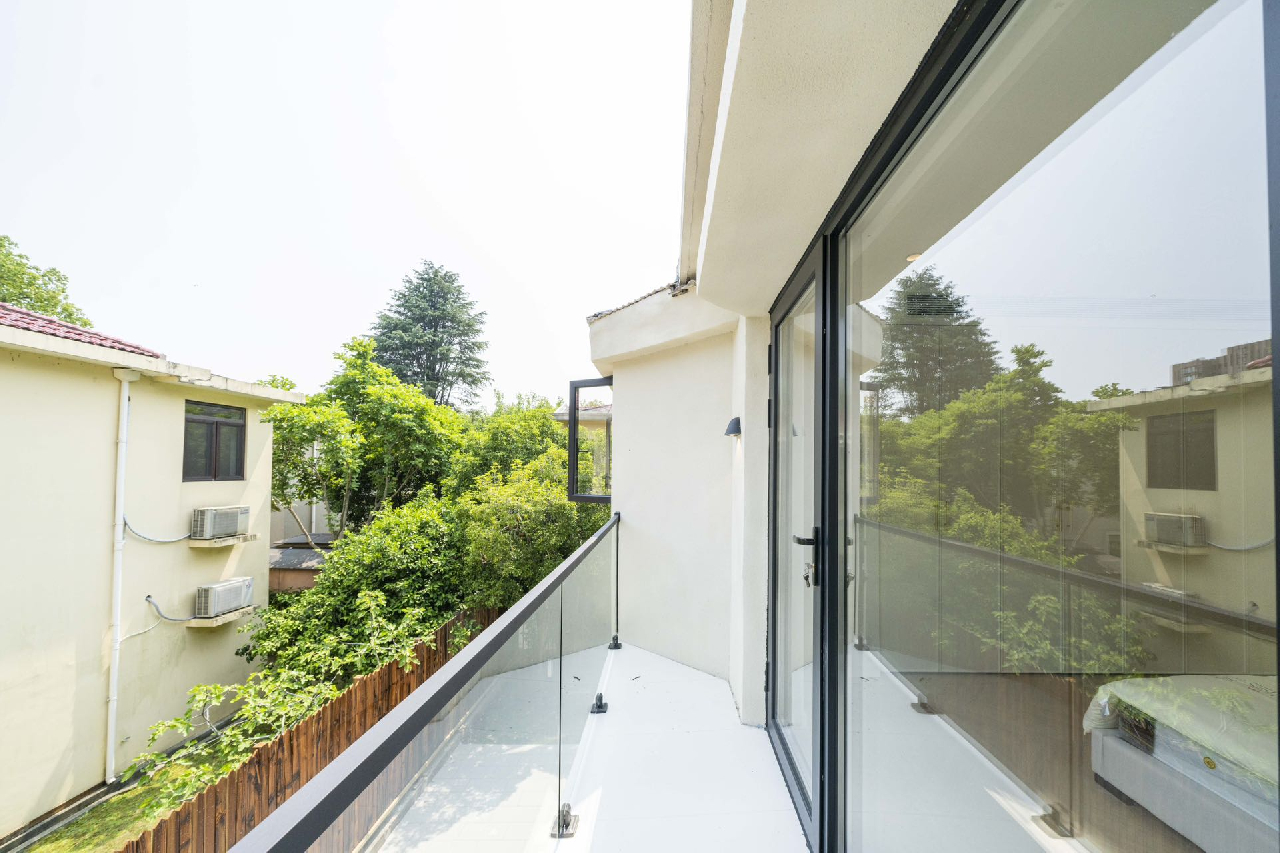 Jiu Shi West Suburb Villa - Image 12