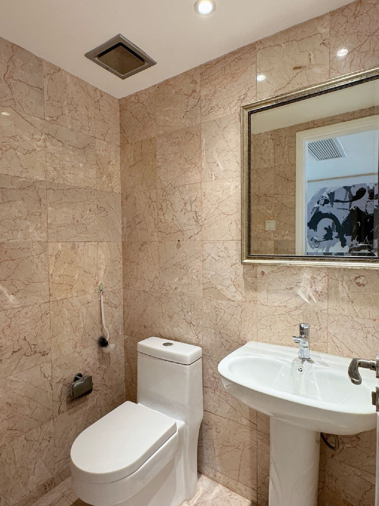 Kingsville - Image 11