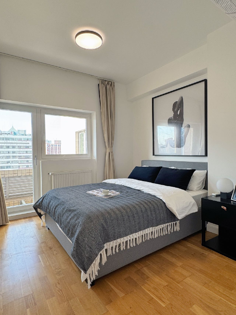 Kingsville - Image 7