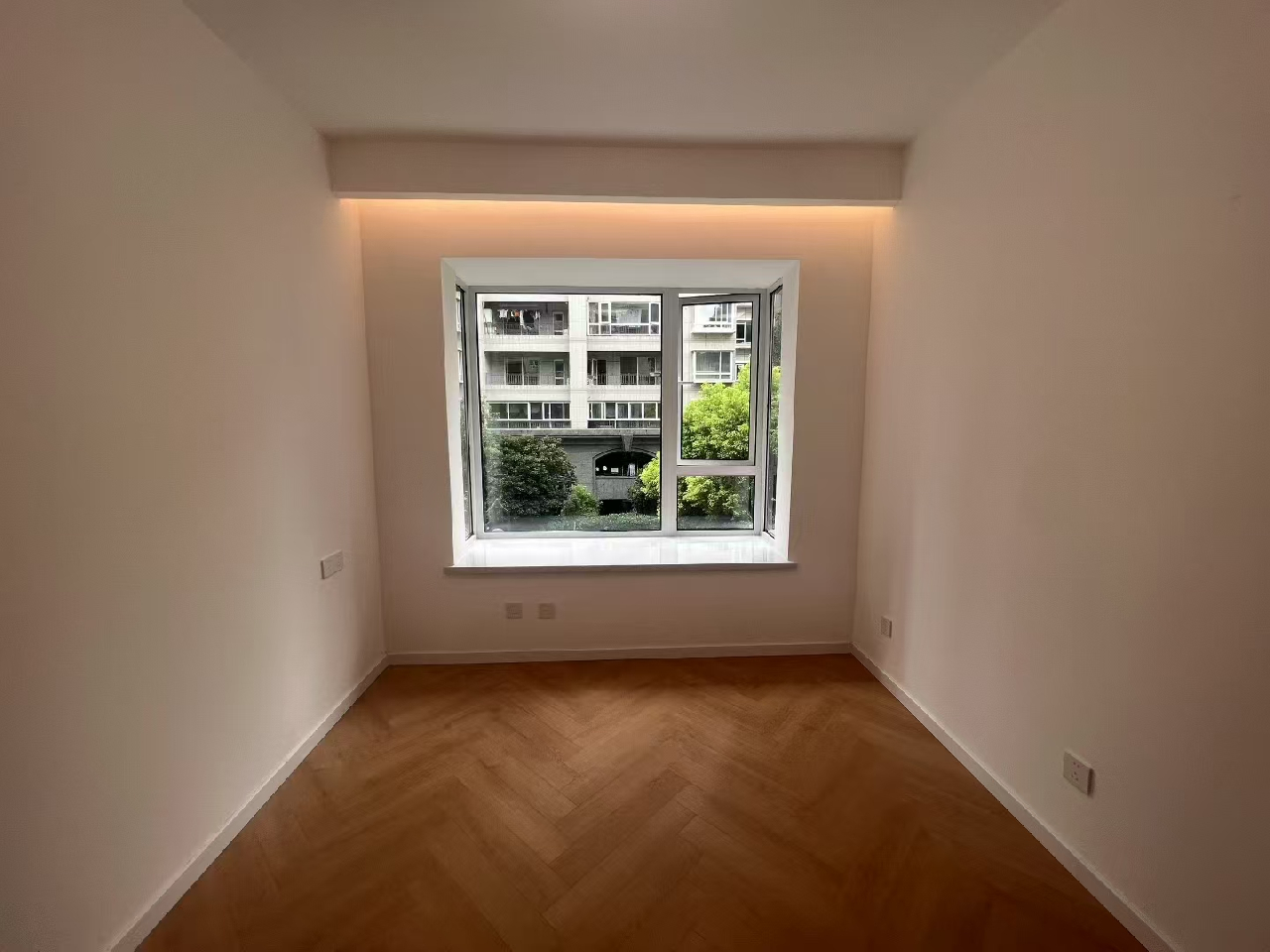 City Castle - Image 8