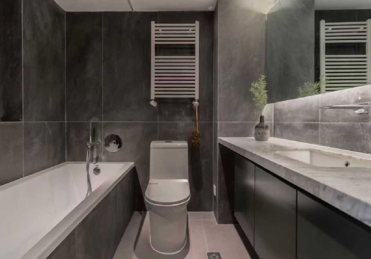 The Courtyard - Image 8