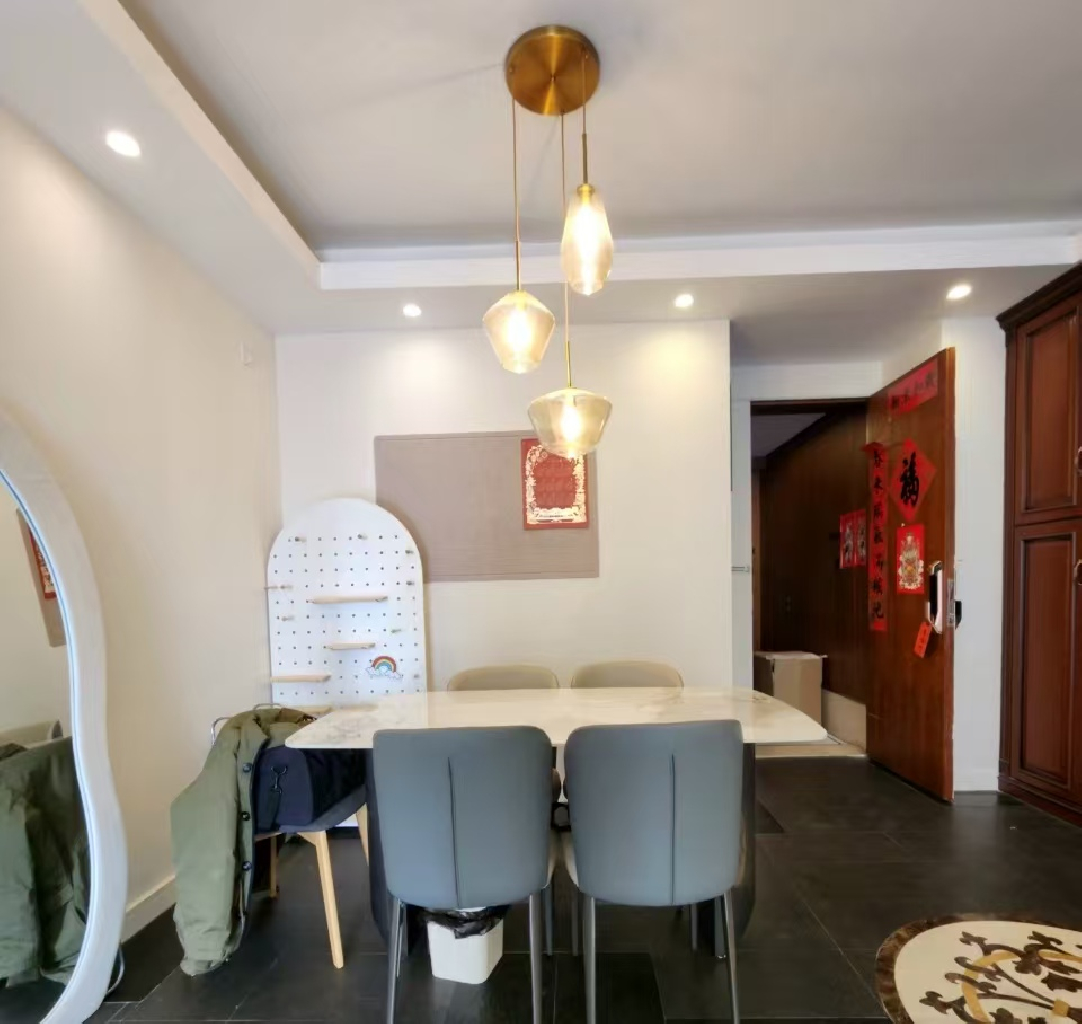 The Lakeville - Image 3