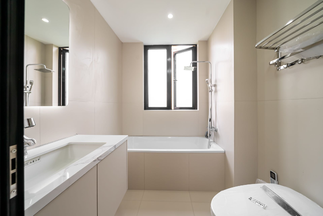 La Belle Vie - Image 10