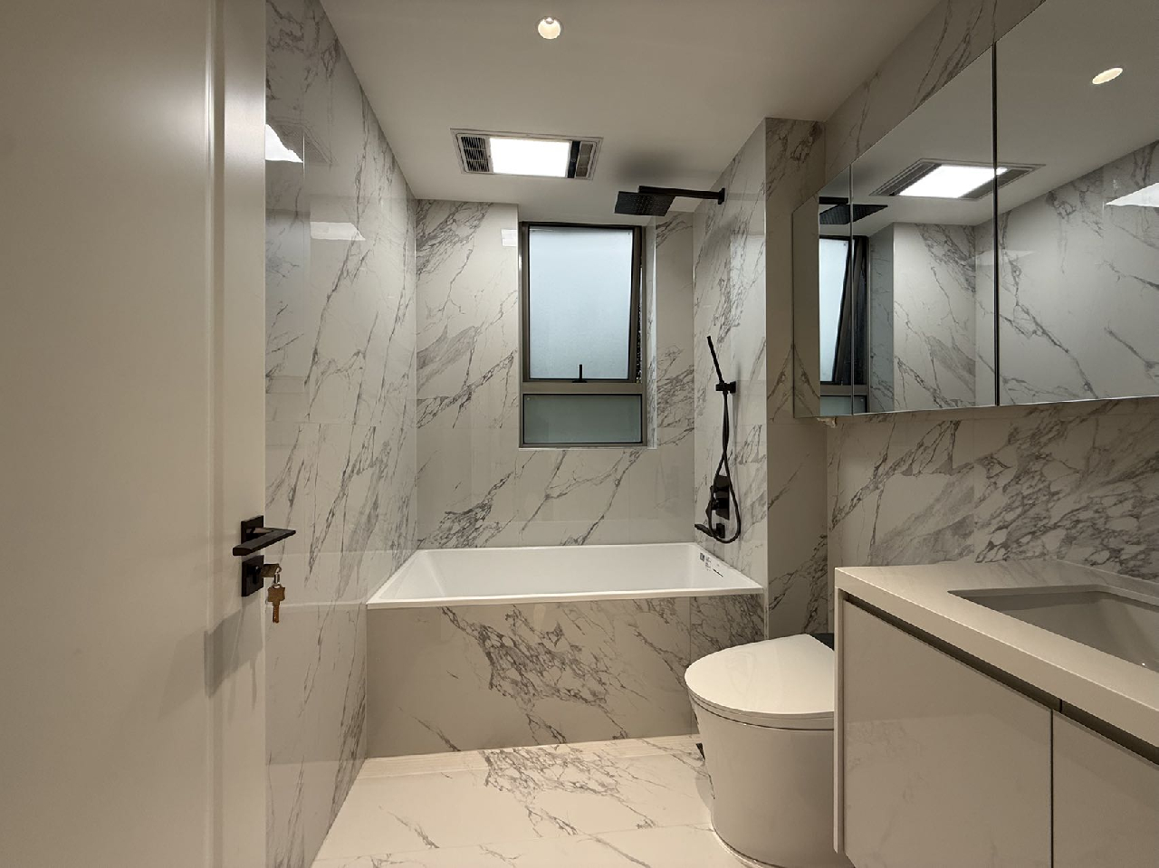 Royal Garden - Image 6