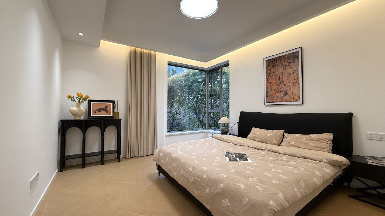 Royal Garden - Image 8