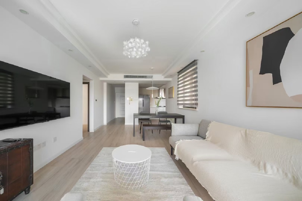 Joffre Garden - Image 2